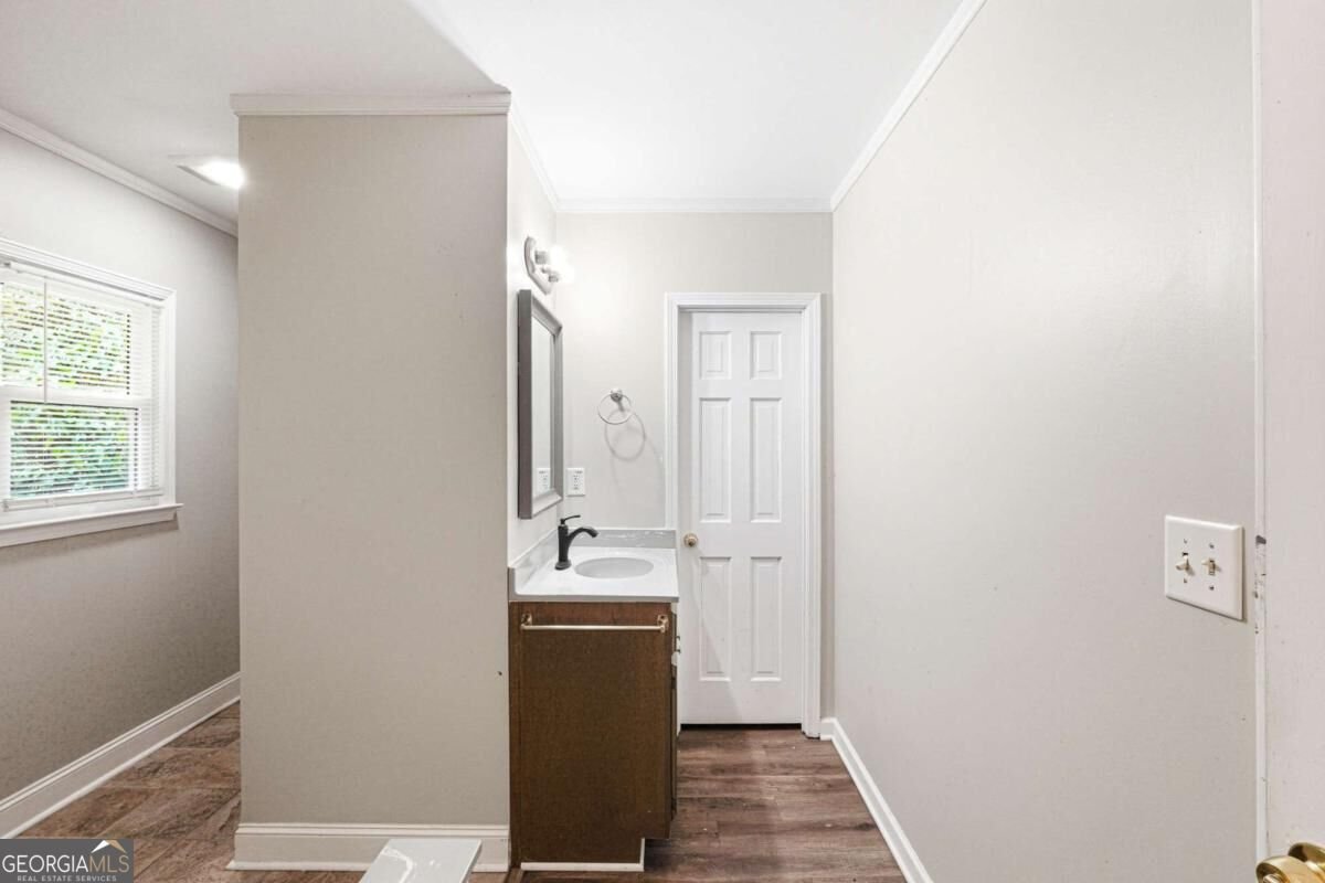 4927 Castlewood Drive Lilburn - Photo 35