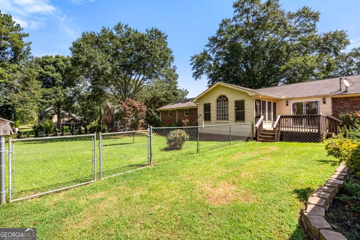 1977 Johnson Ferry Road Marietta - Photo 46