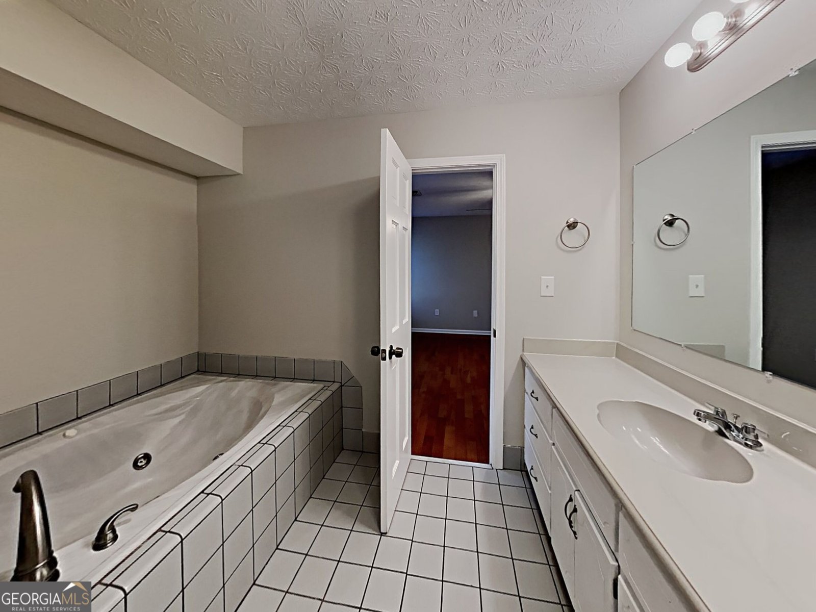 410 Southmoor Circle Stockbridge - Photo 32