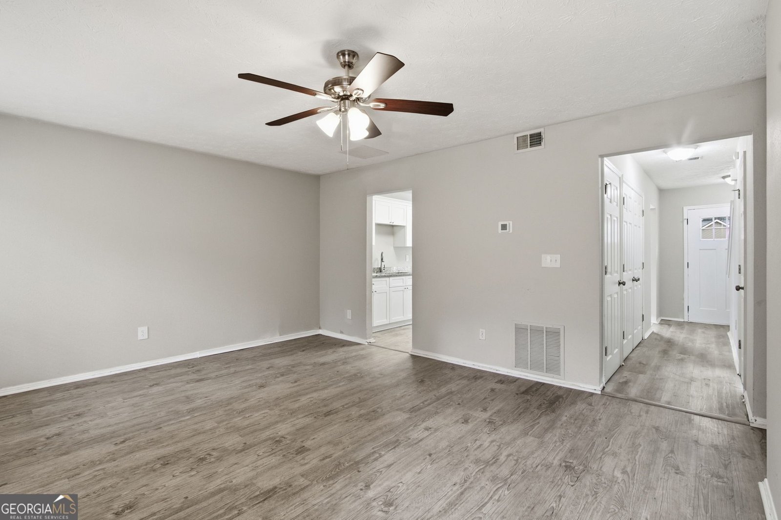 5535 Downs Way Lithonia - Photo 6