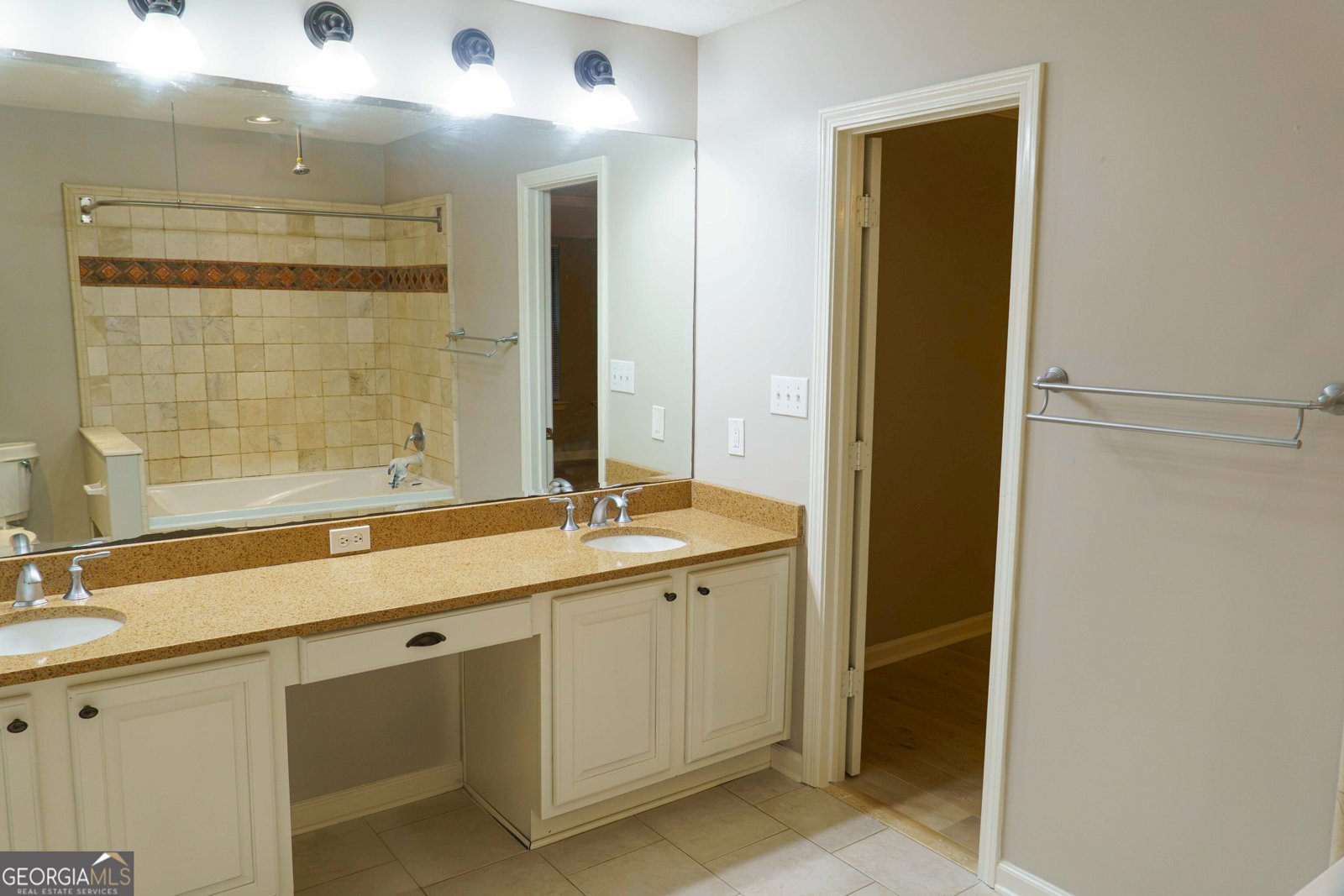 201 Cotton Court Stockbridge - Photo 21