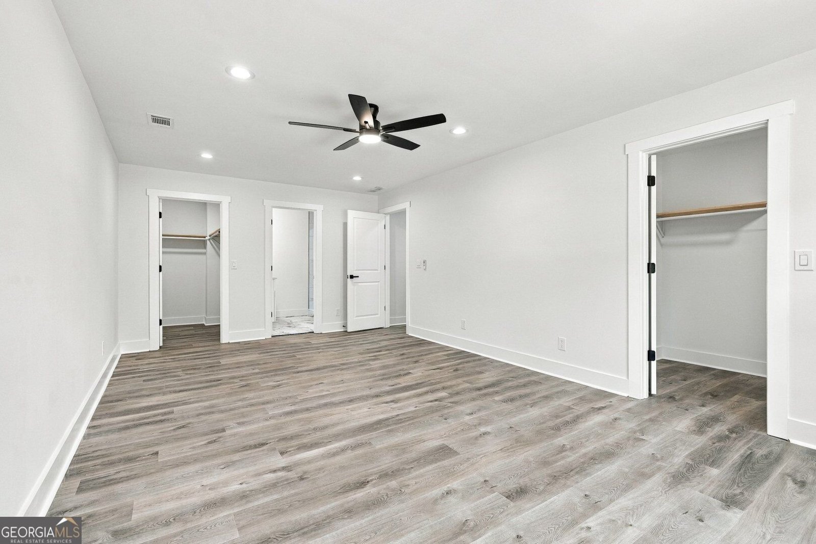 5441 Forest Path Court Stone Mountain - Photo 17