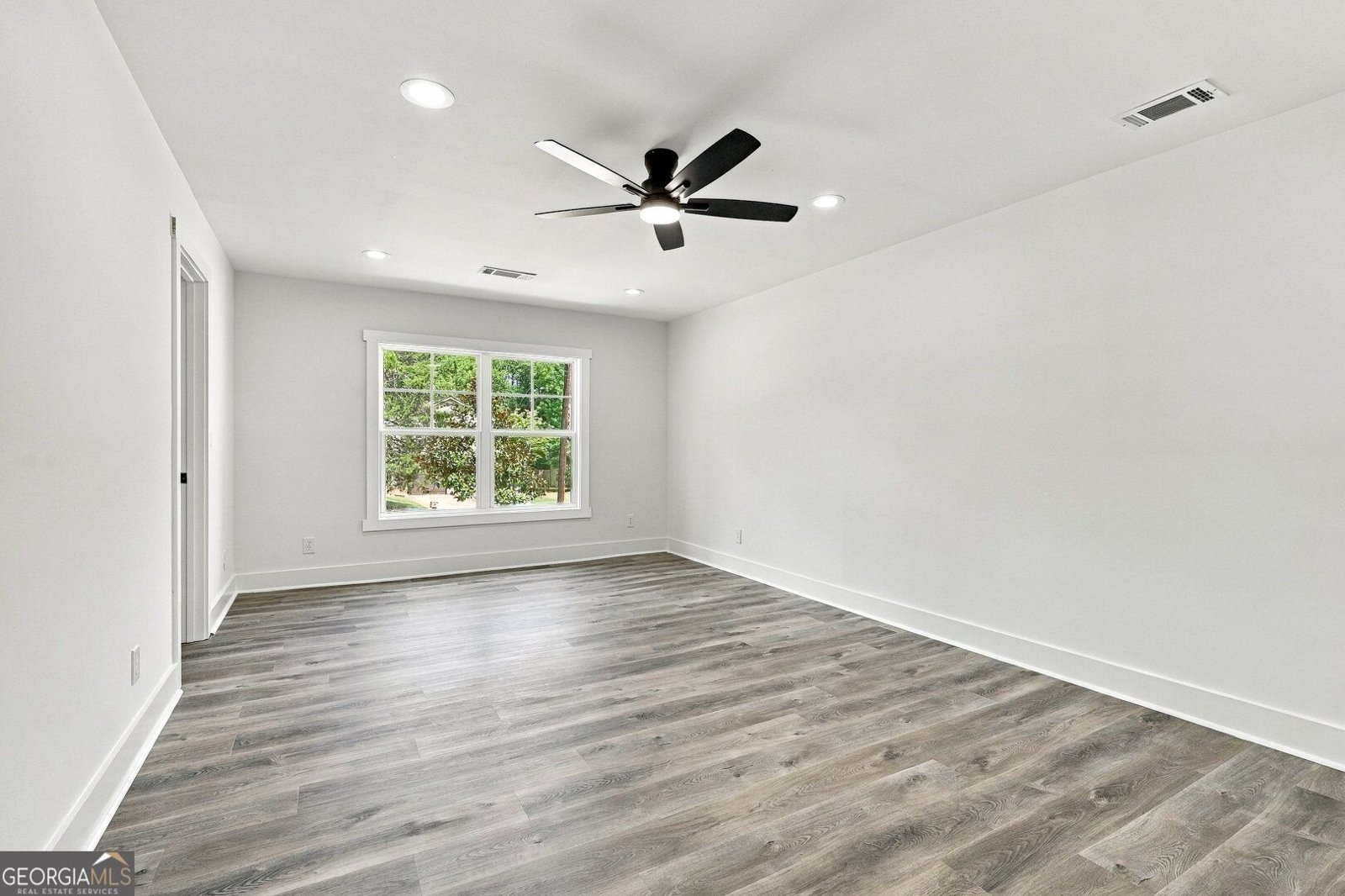 5441 Forest Path Court Stone Mountain - Photo 18