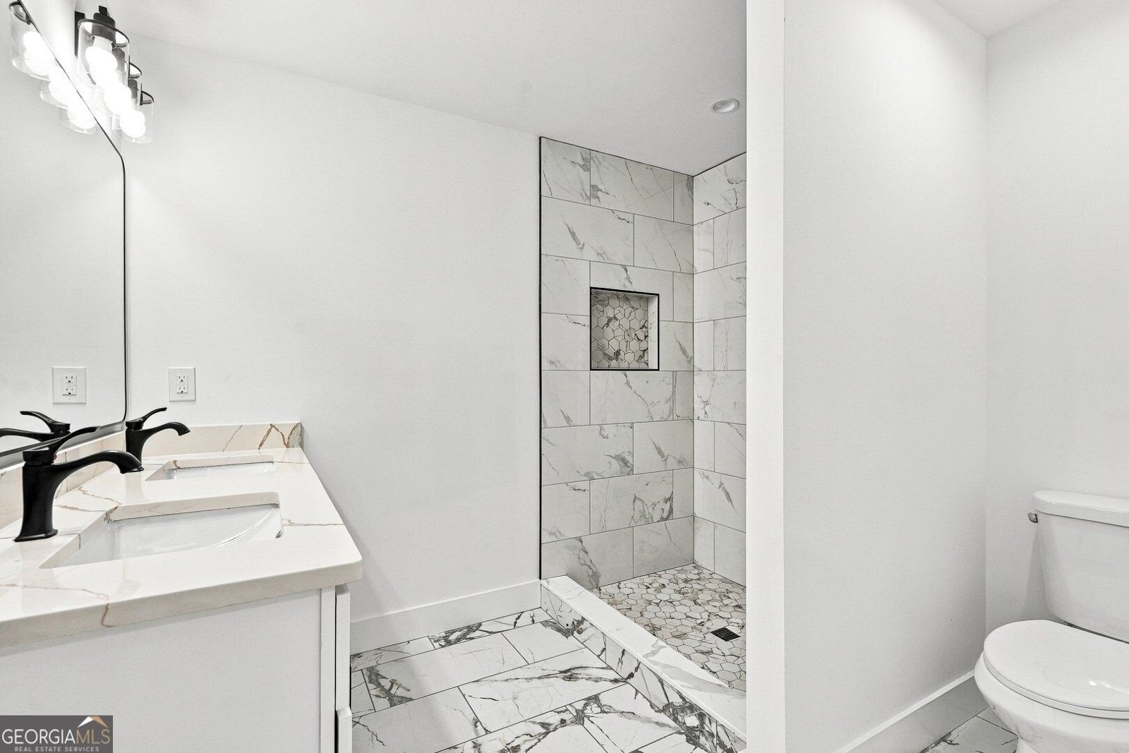 5441 Forest Path Court Stone Mountain - Photo 22