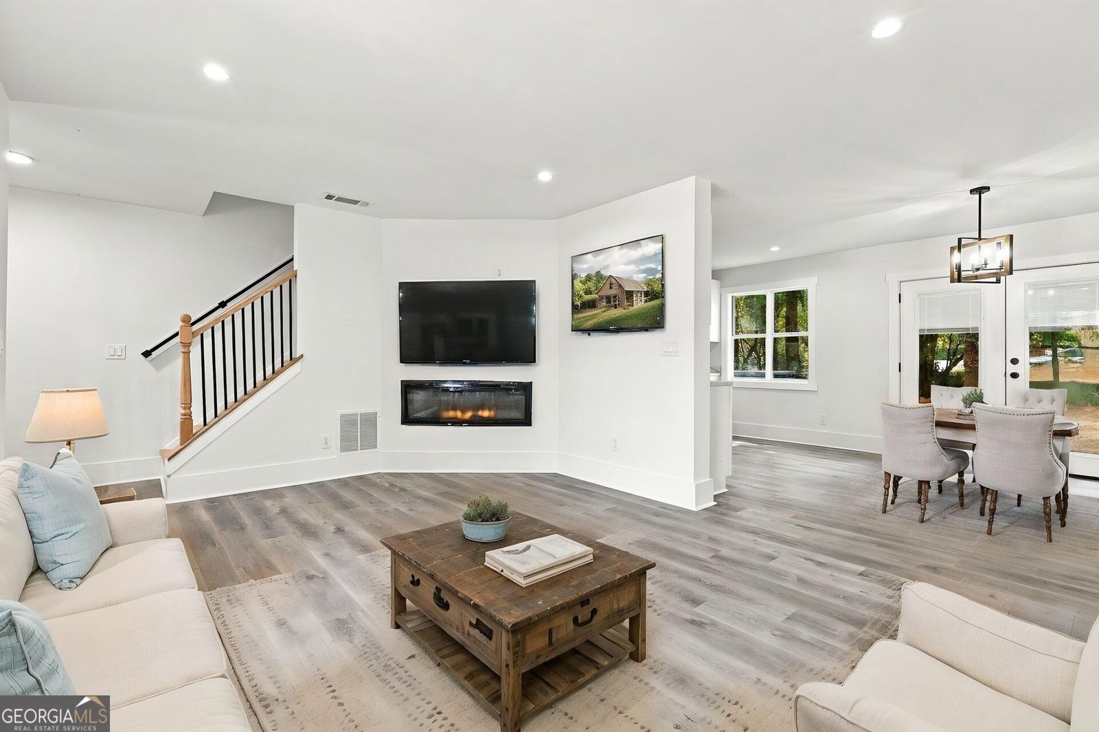 5441 Forest Path Court Stone Mountain - Photo 7