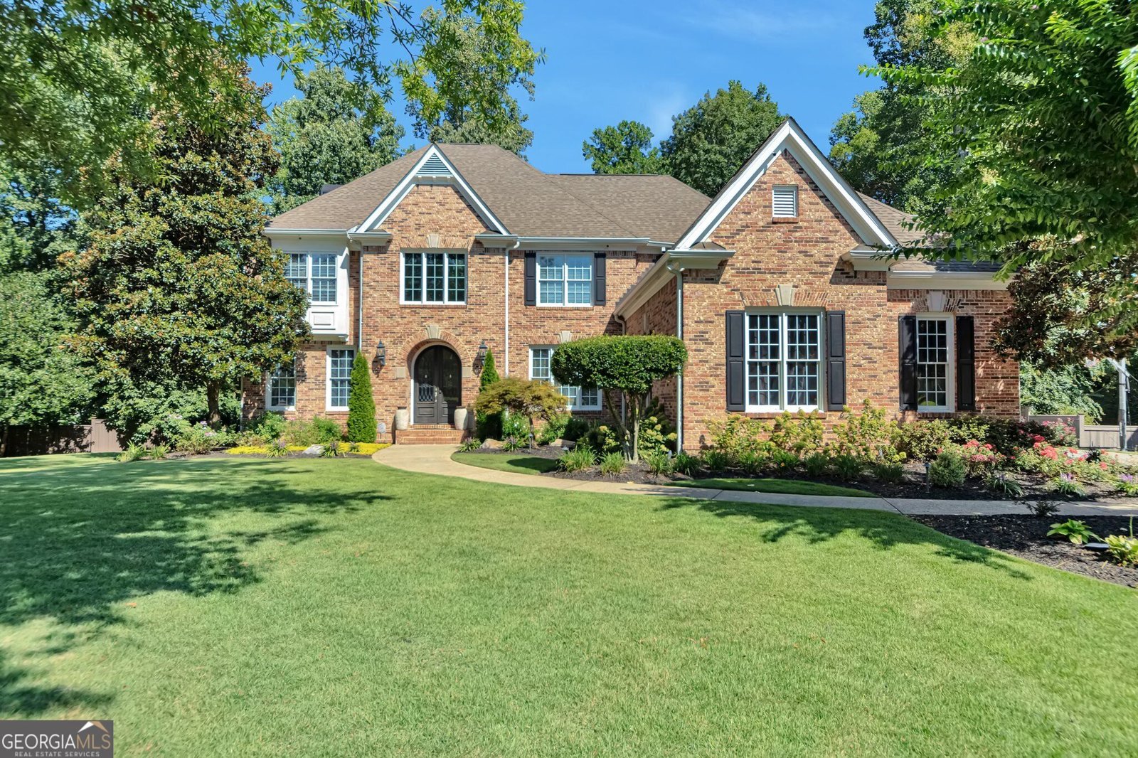1421 Castlebrooke Way Marietta - main photo