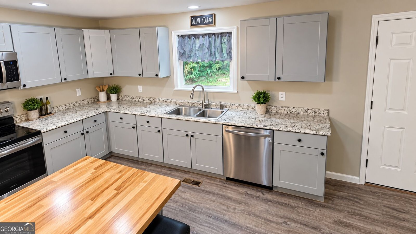 436 Canyon Road Woodbury - Photo 18
