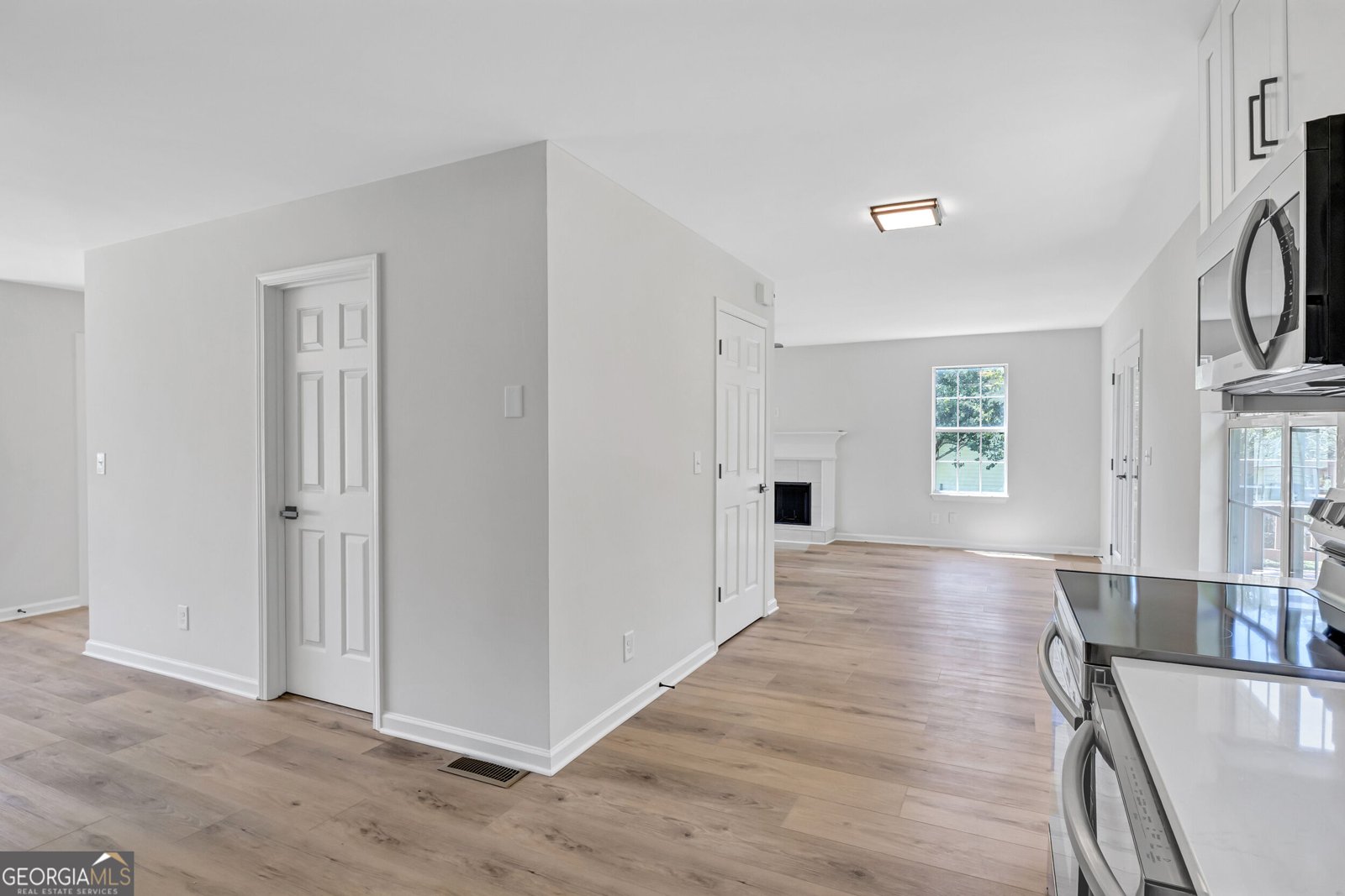 5010 Old Orr Road Flowery Branch - Photo 11