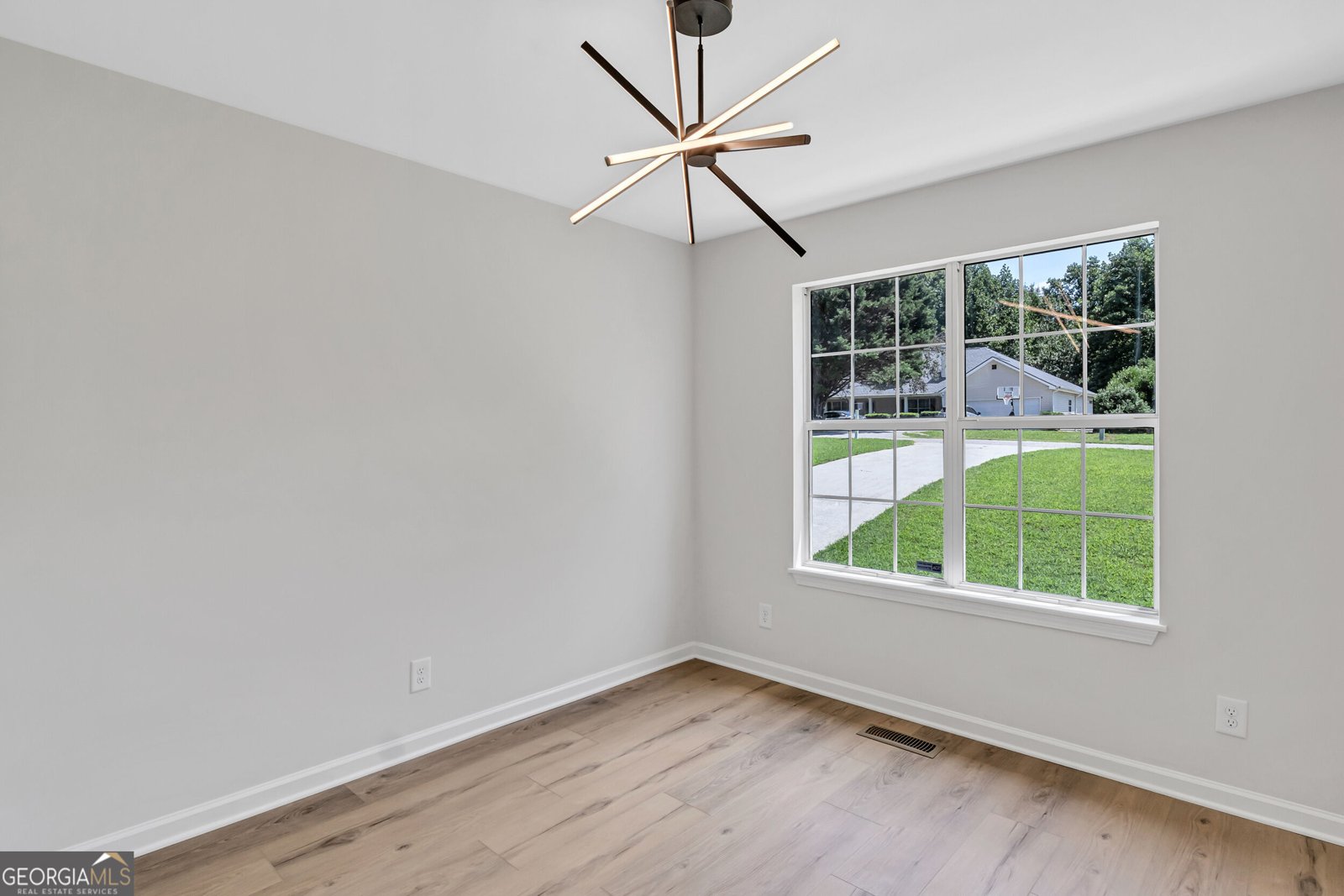 5010 Old Orr Road Flowery Branch - Photo 14