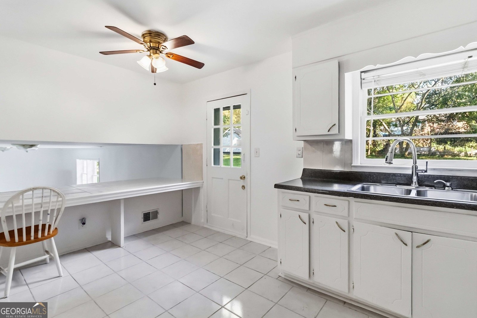 4348 Executive Drive Stone Mountain - Photo 10