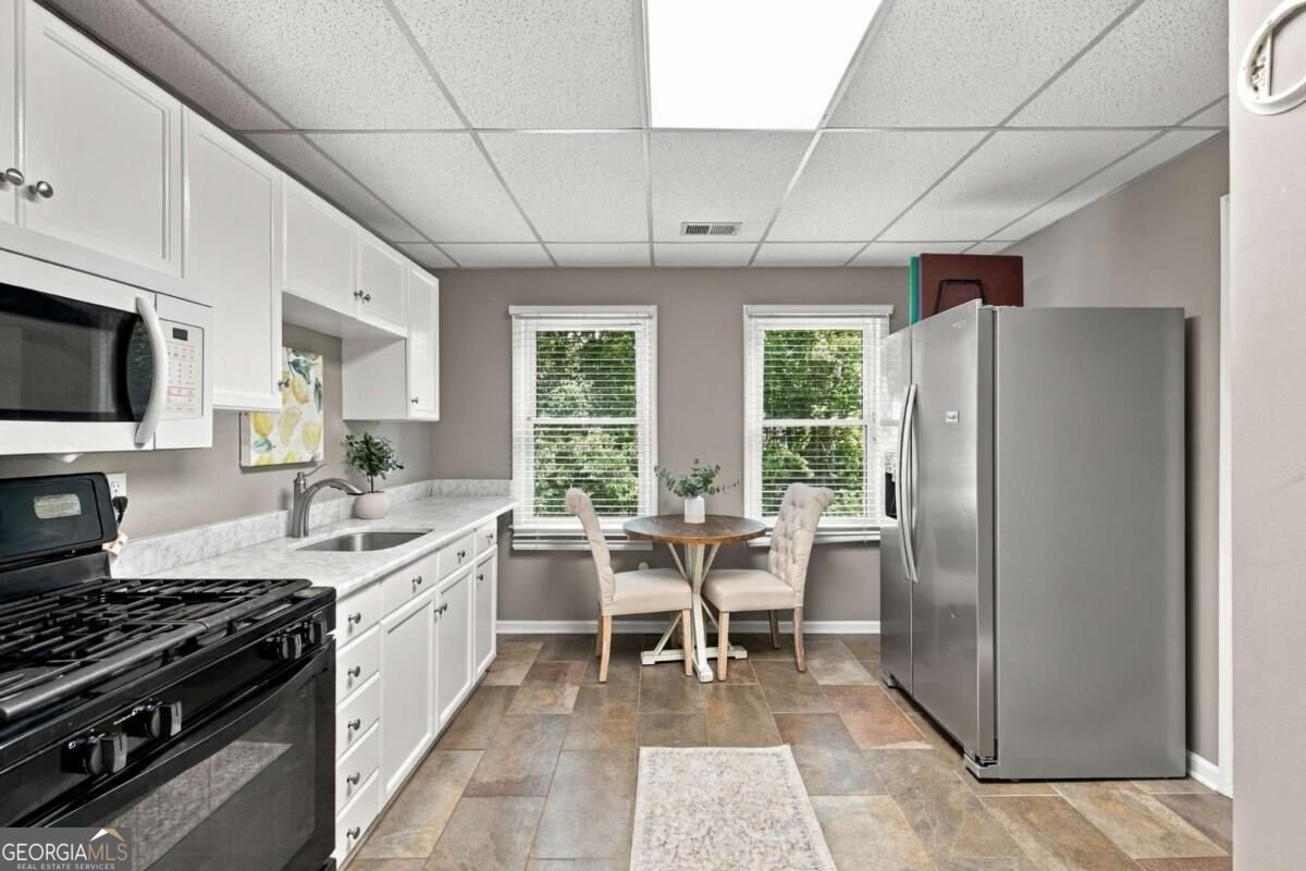 334 Justin Drive Woodstock - Photo 34