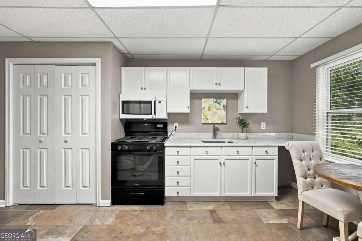 334 Justin Drive Woodstock - Photo 36