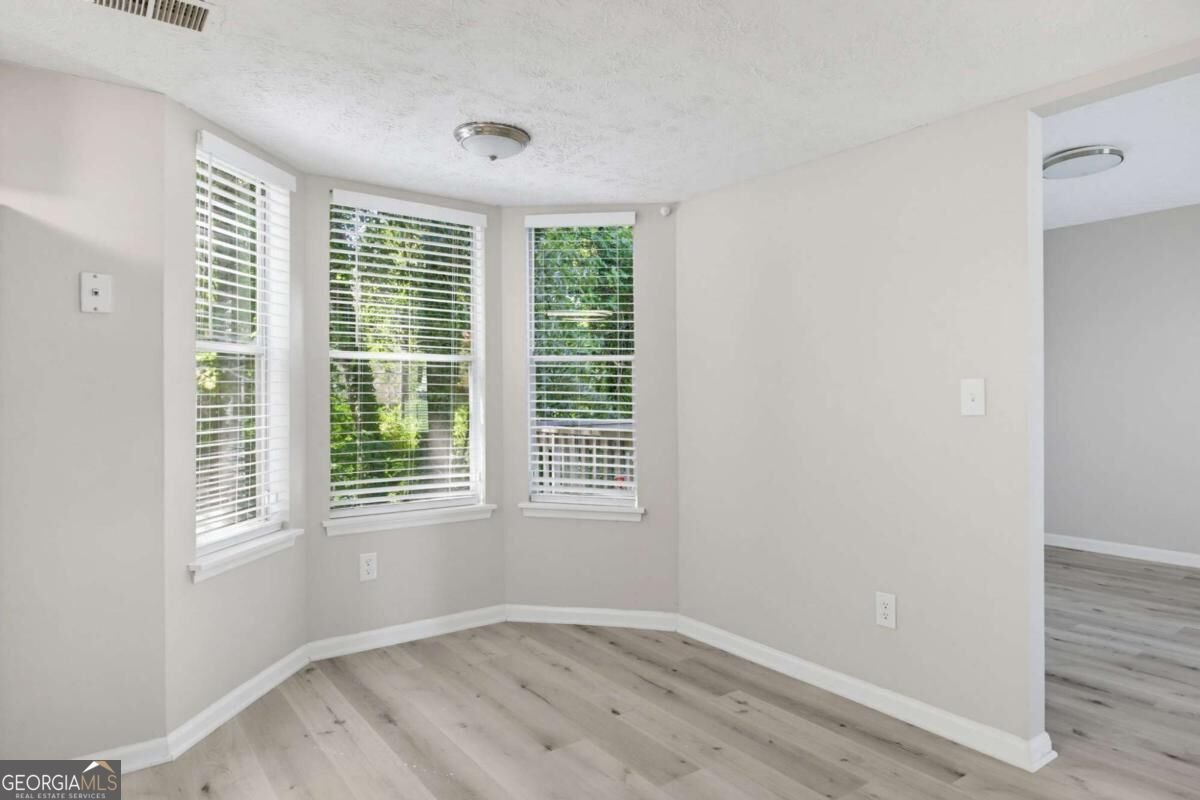 5570 Downs Way Lithonia - Photo 12