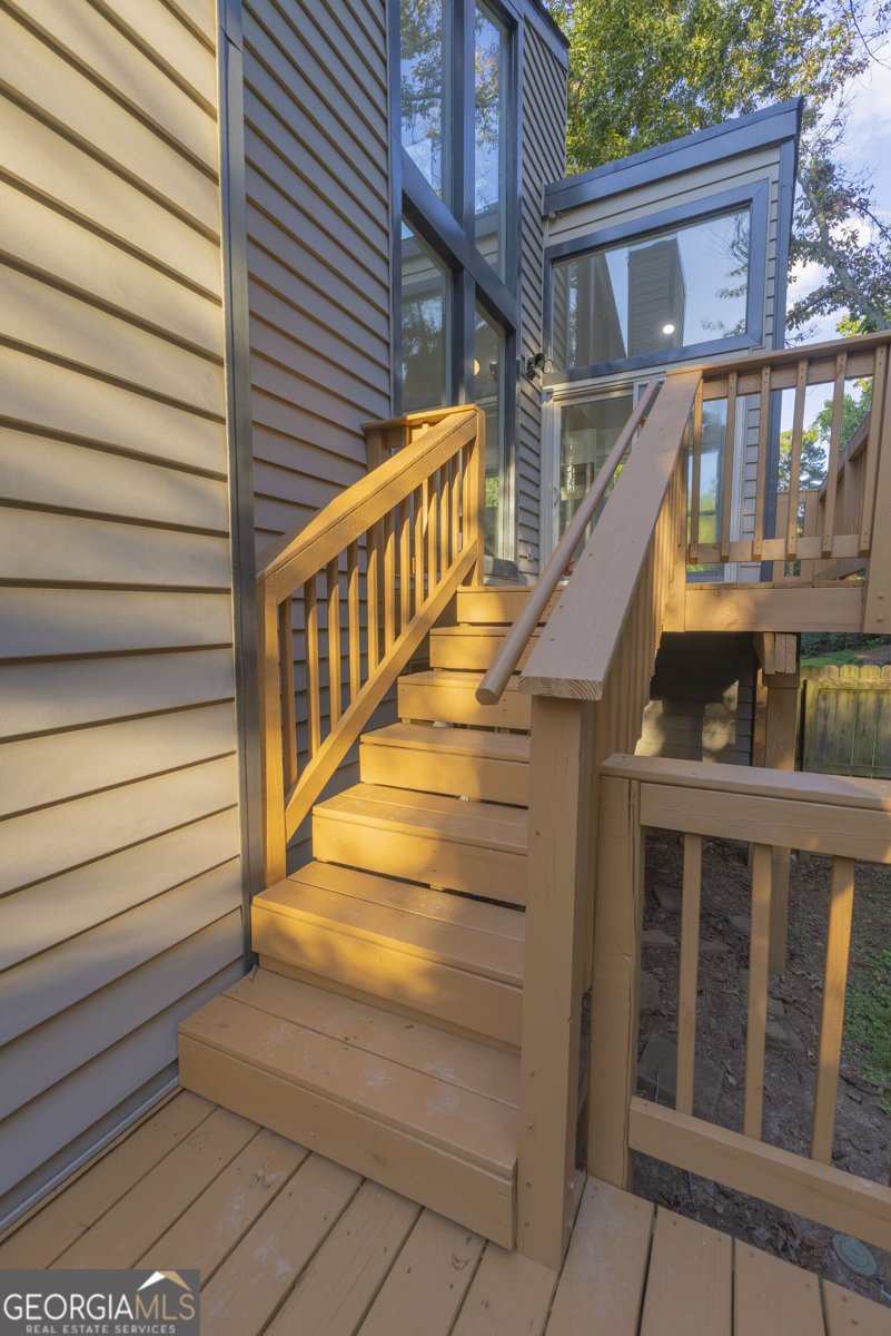 763 Bayliss Drive Marietta - Photo 6
