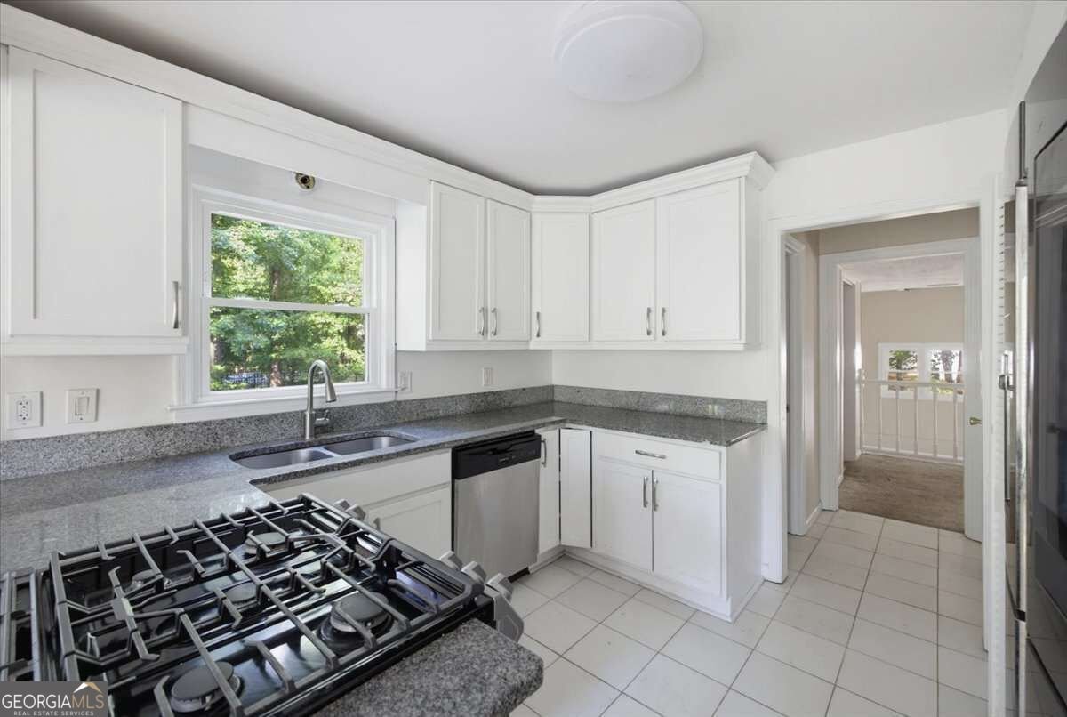 210 Groveland Drive Peachtree City - Photo 14
