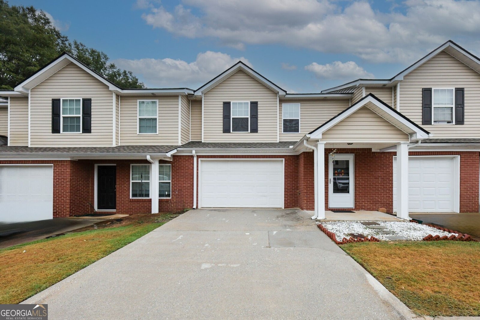 234 Tara Commons Walk Loganville - main photo