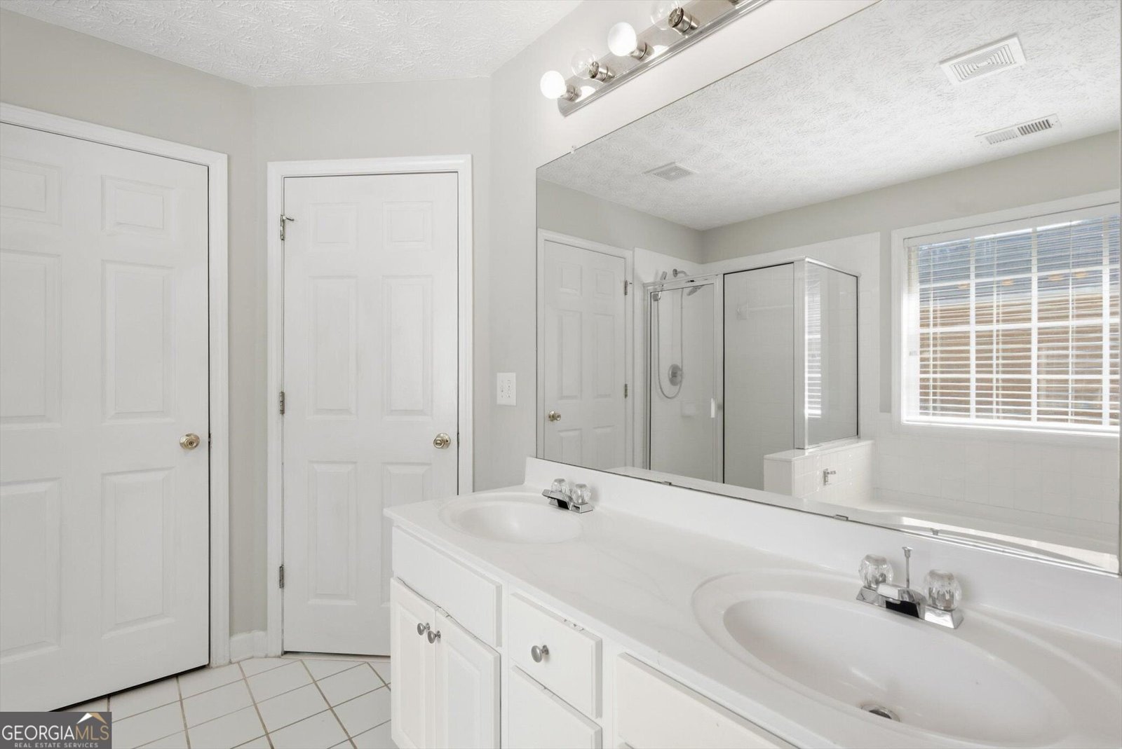 2049 Town Square Drive McDonough - Photo 28