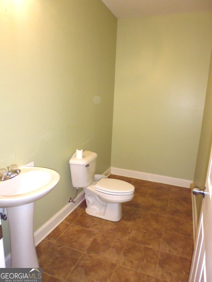 1800 Ellis Road Griffin - Photo 13