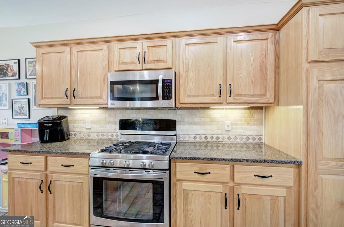 1082 Fieldstone Drive Canton - Photo 24