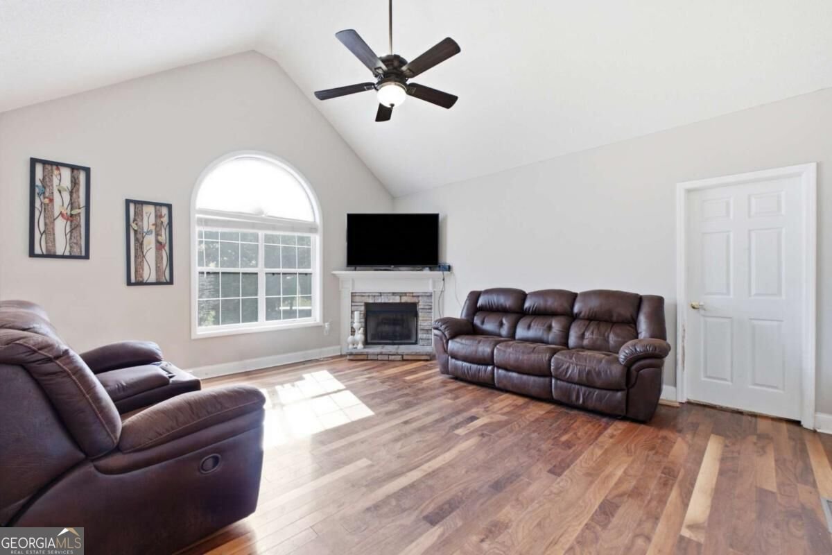 104 Twin Oaks Drive Calhoun - Photo 8