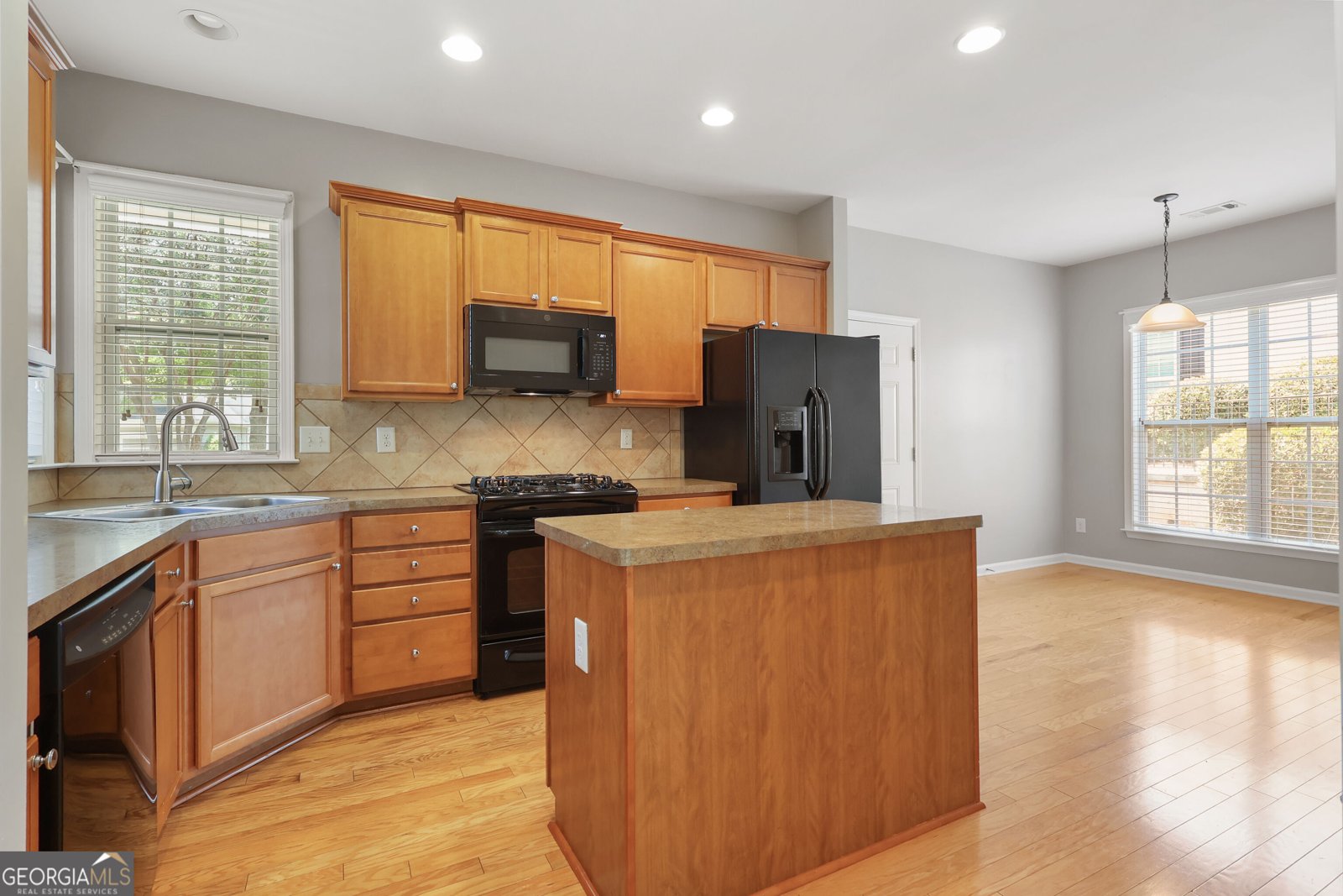 127 Begonia Court Griffin - Photo 9