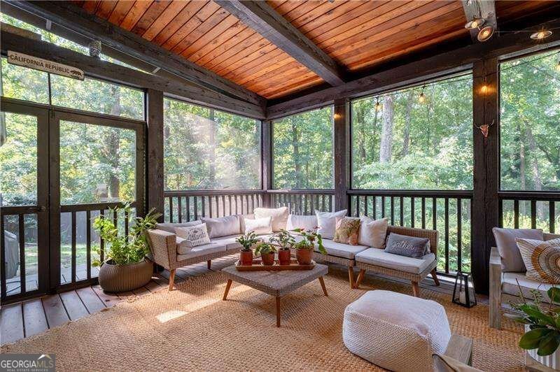 8180 Innsbruck Drive Sandy Springs - Photo 22