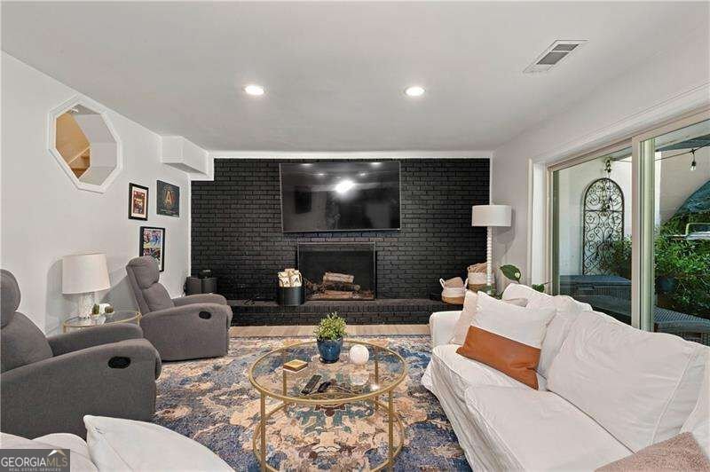 8180 Innsbruck Drive Sandy Springs - Photo 36