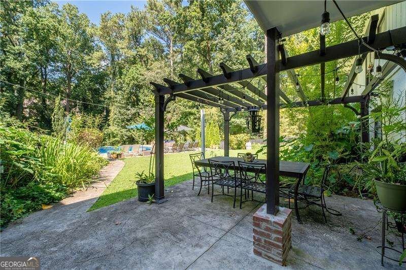 8180 Innsbruck Drive Sandy Springs - Photo 44