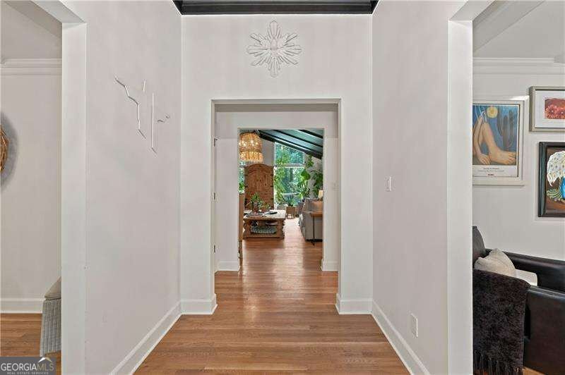 8180 Innsbruck Drive Sandy Springs - Photo 8