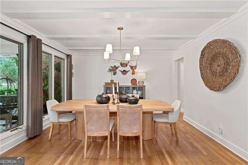 8180 Innsbruck Drive Sandy Springs - Photo 9