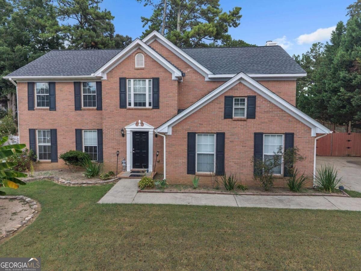 415 Madison Chase Drive Lawrenceville - main photo