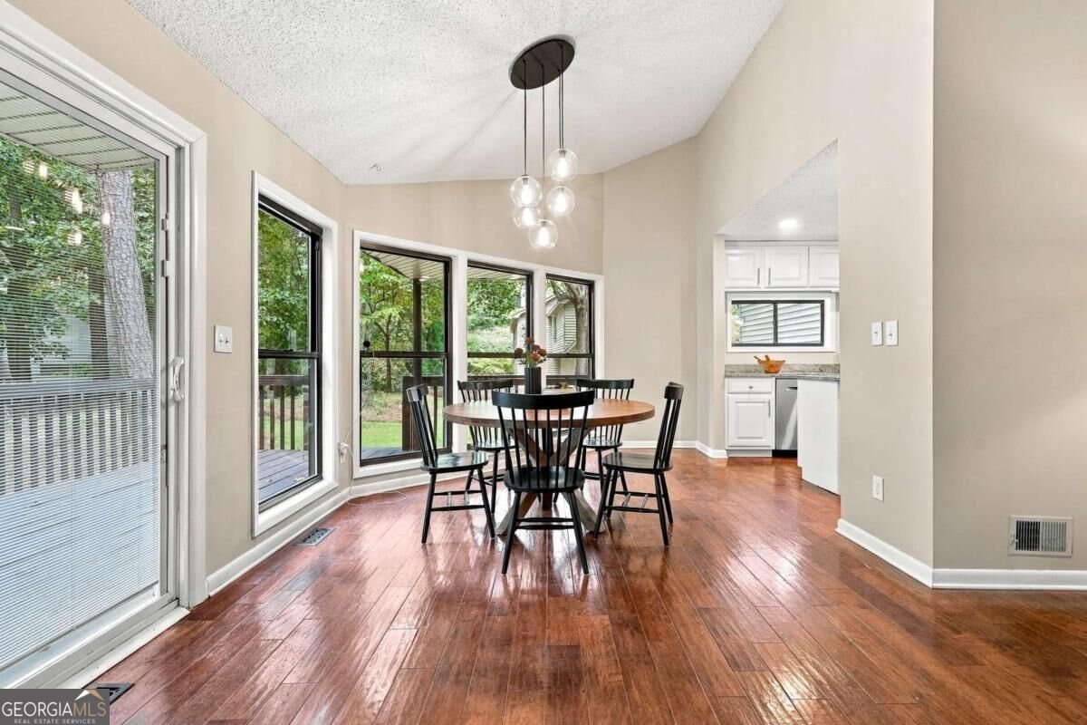 8810 North Mount Drive Alpharetta - Photo 10