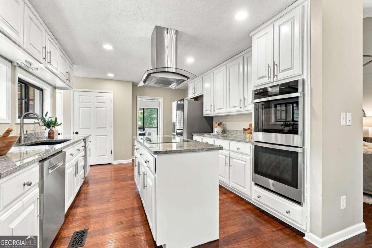 8810 North Mount Drive Alpharetta - Photo 13