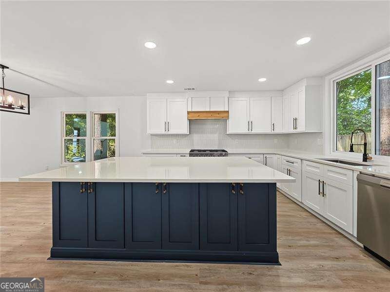 4207 Lake Rill Court Marietta - Photo 9