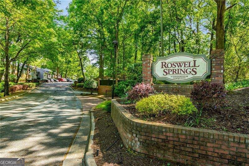 521 Warm Springs Circle Roswell - Photo 12
