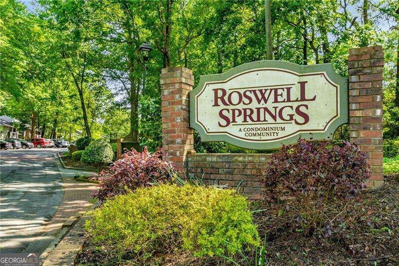 521 Warm Springs Circle Roswell - Photo 13