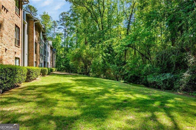 521 Warm Springs Circle Roswell - Photo 14