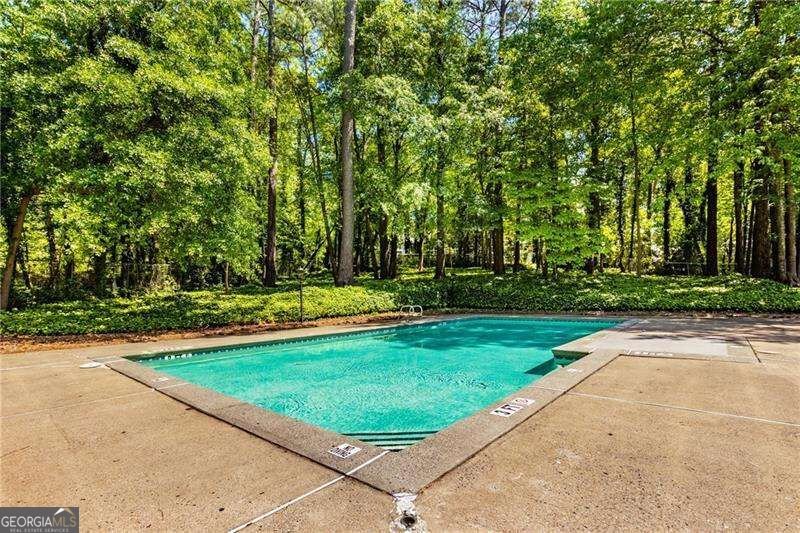 521 Warm Springs Circle Roswell - Photo 17