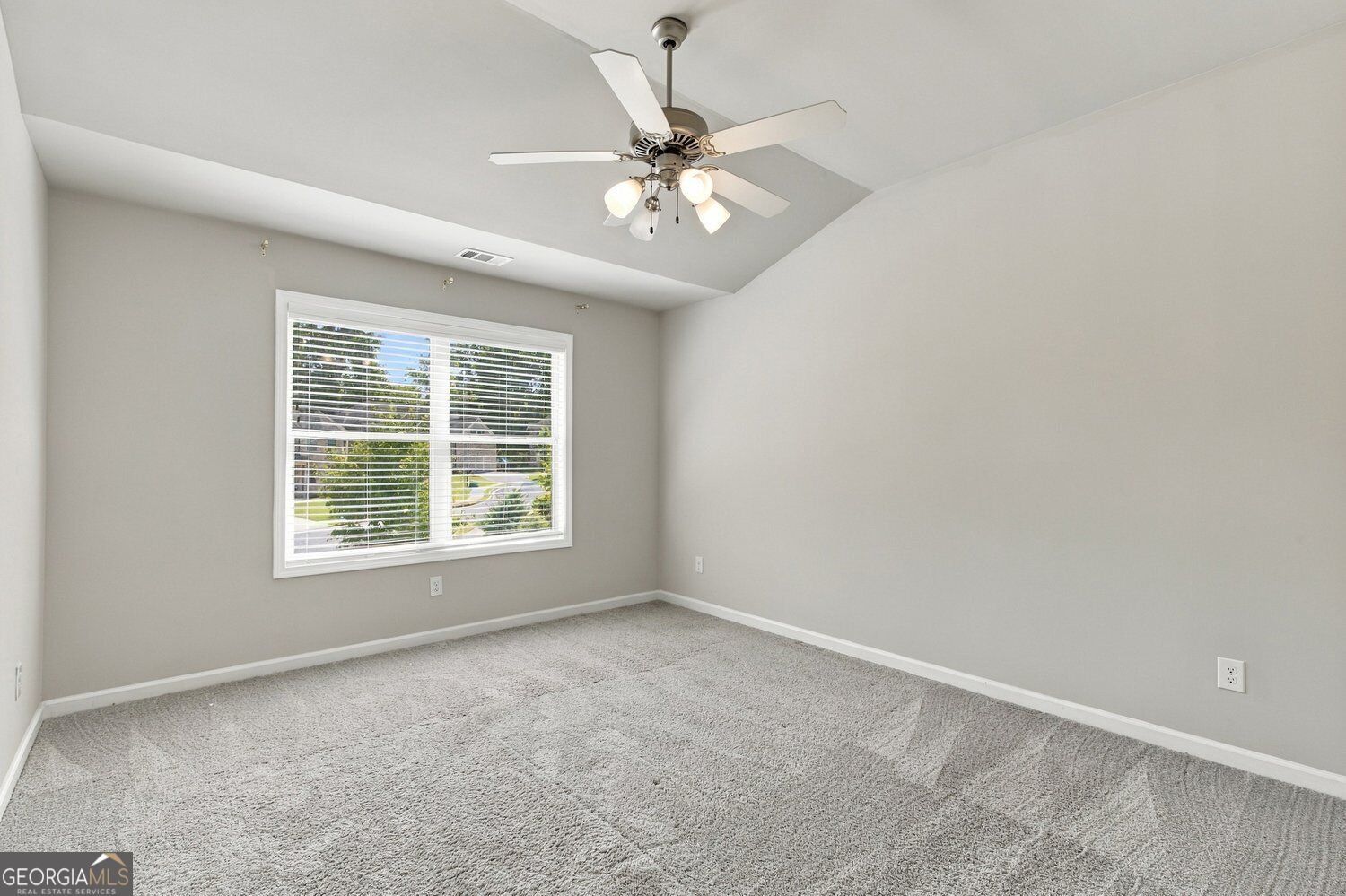 5296 Cheval Court Suwanee - Photo 39
