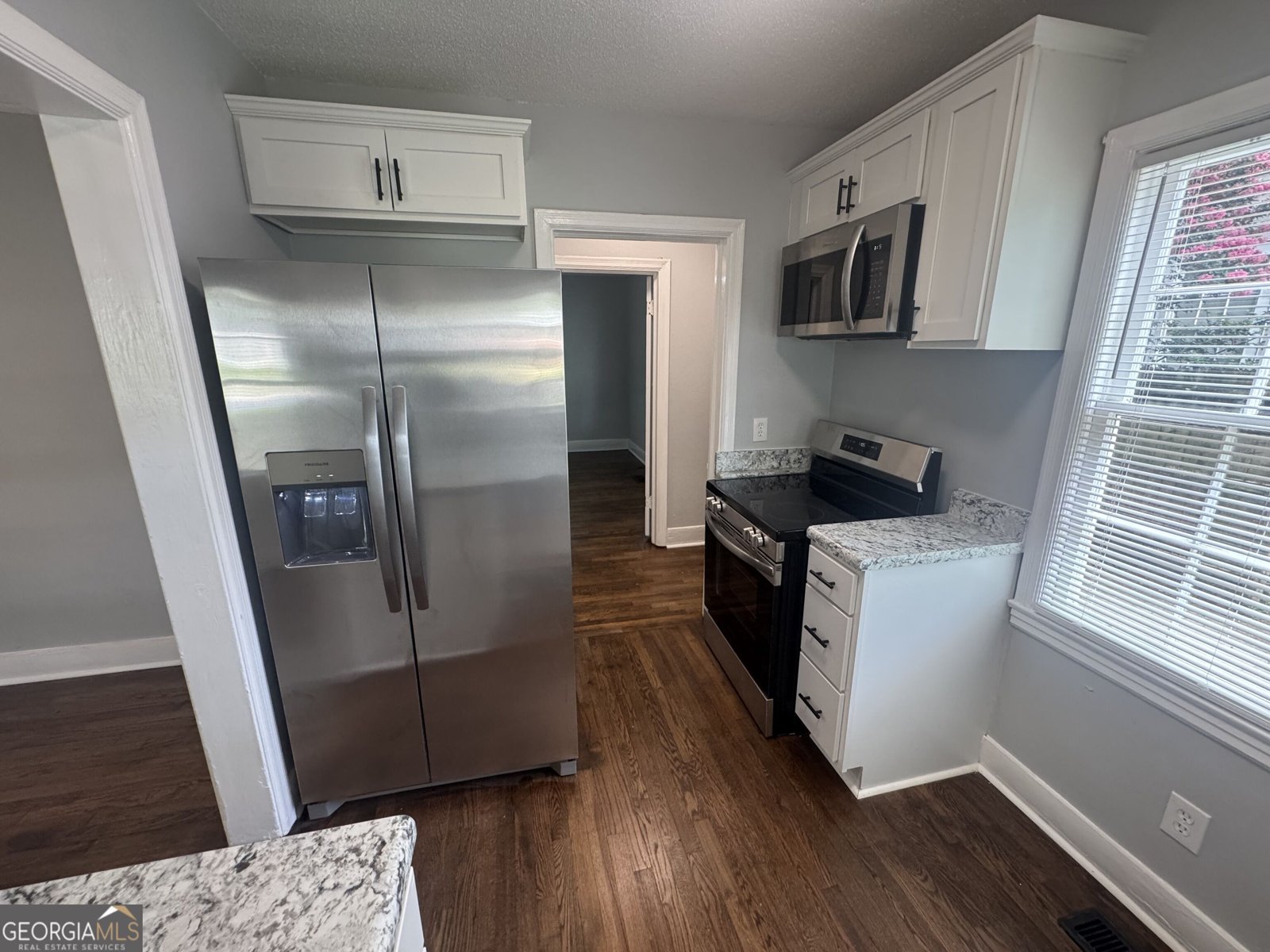 327 Rogers Avenue Macon - Photo 6