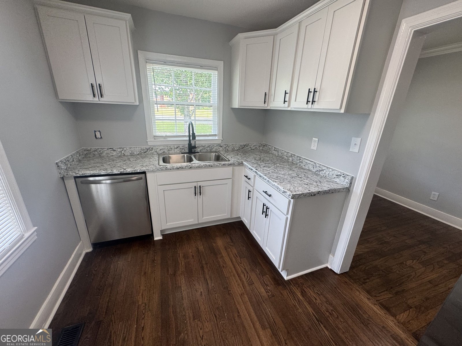 327 Rogers Avenue Macon - Photo 7