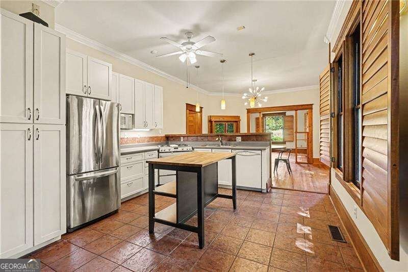 906 Mell Avenue Clarkston - Photo 10