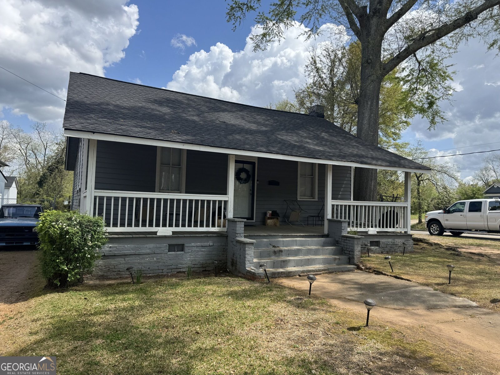 322 6th Street Griffin - main photo