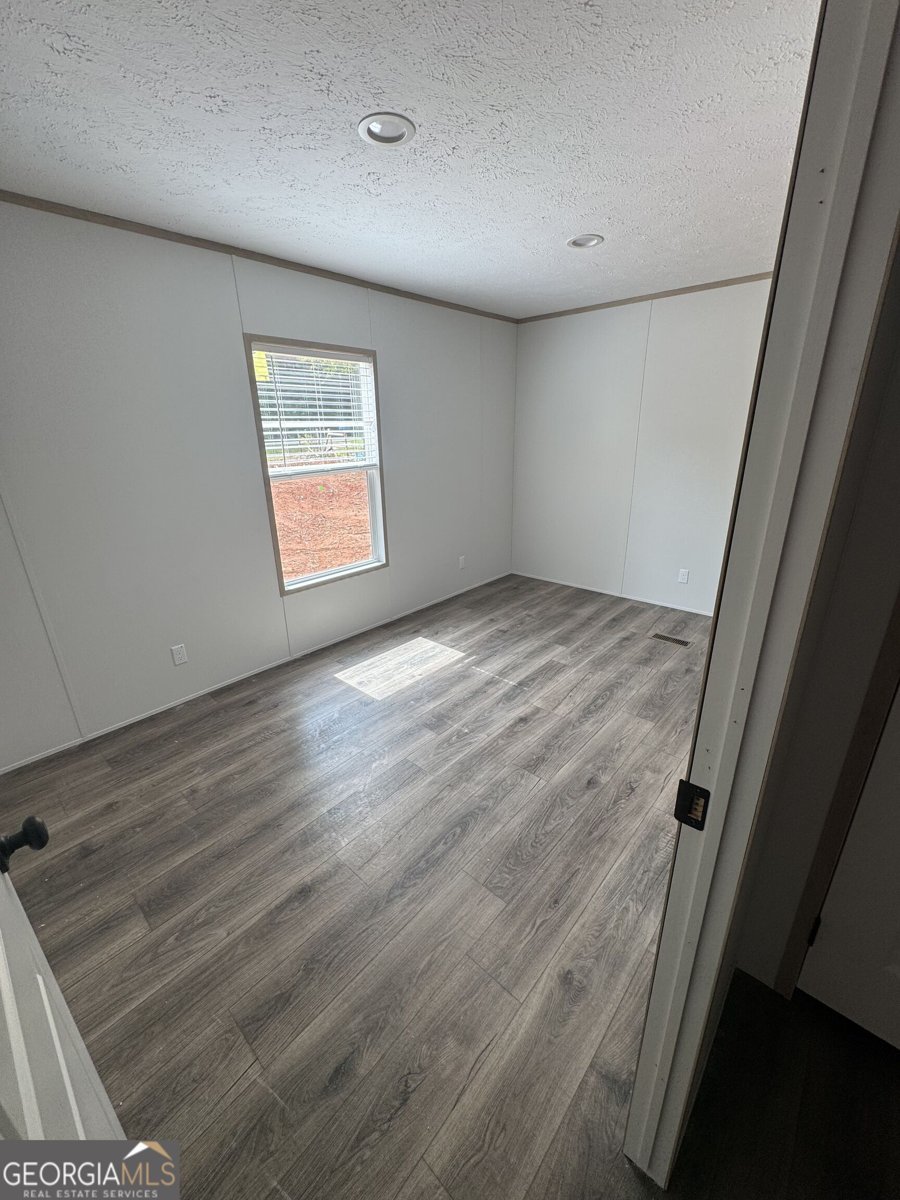 2037 Defoor Road Toccoa - Photo 8