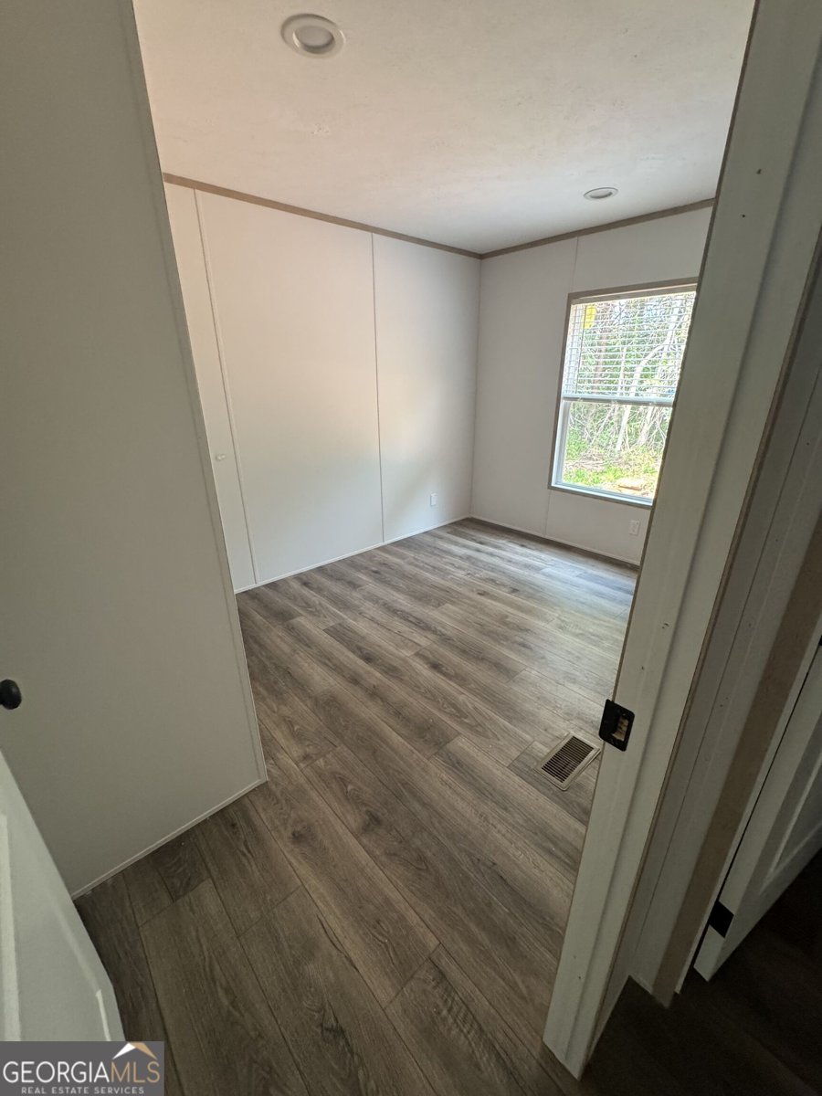 2037 Defoor Road Toccoa - Photo 9