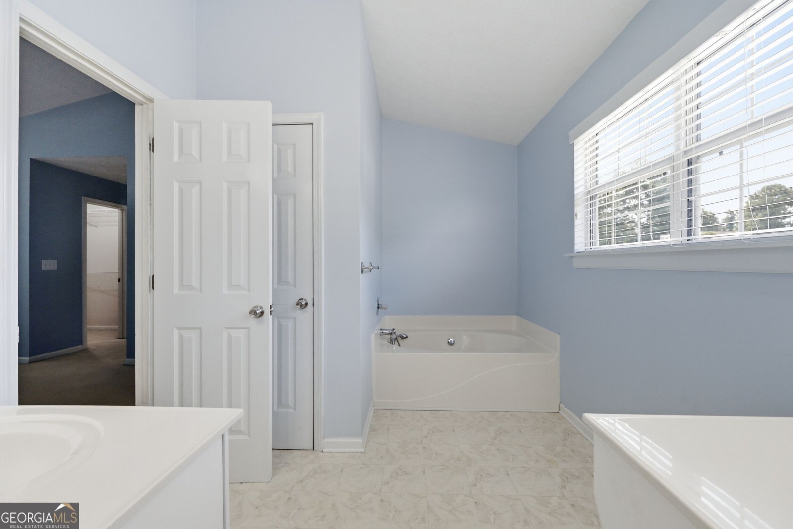 3279 Benthollow Lane Duluth - Photo 11