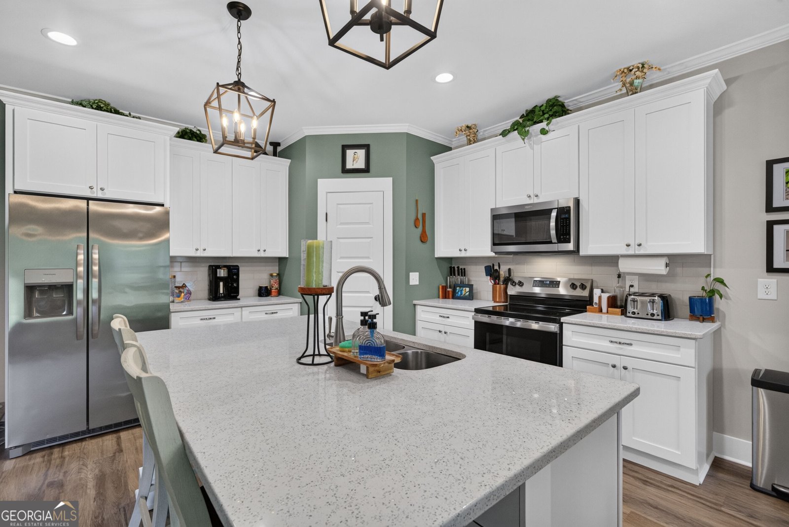 615 Lakeshore Drive Gray - Photo 6
