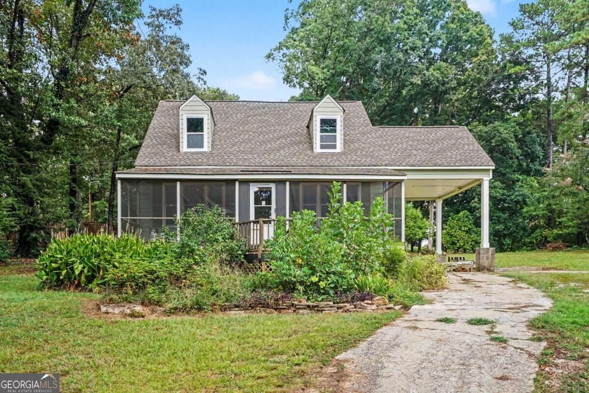 6044 Shadow Rock Drive Lithonia - main photo