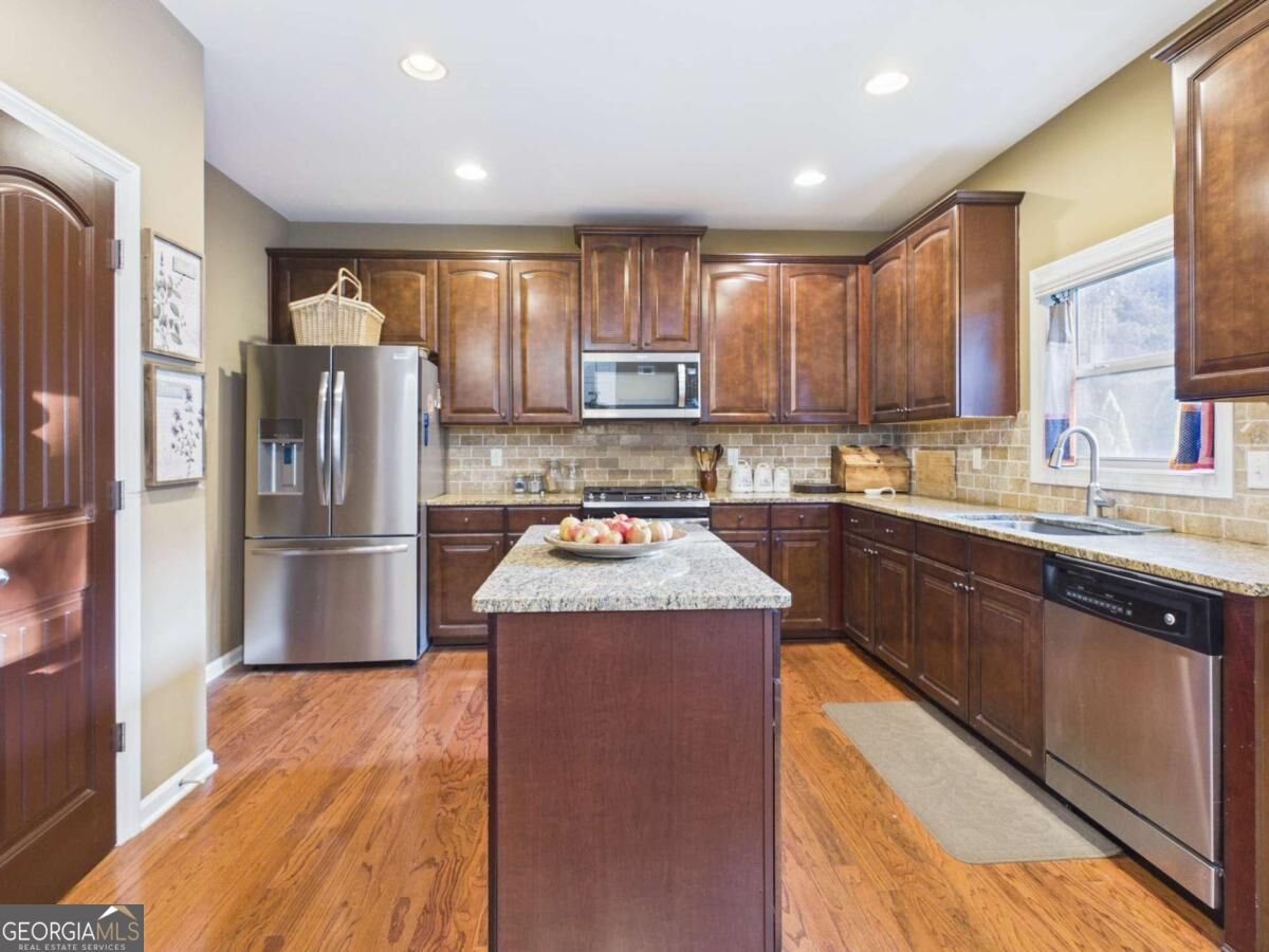 328 Field House Circle Lilburn - Photo 11