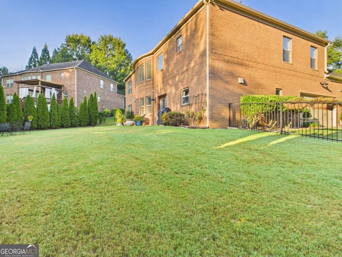 328 Field House Circle Lilburn - Photo 36